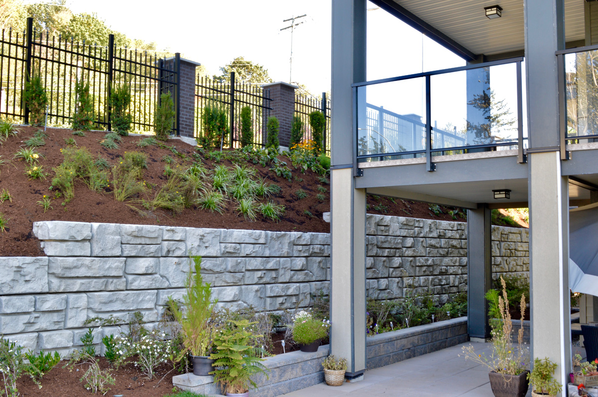 backyard precast concrete gravity wall